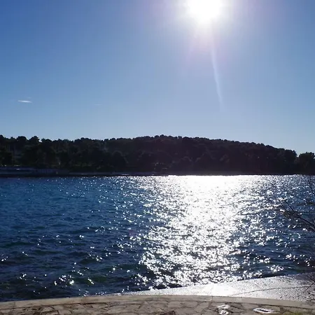 Apt Navy 4+1 Just 400m From Valkane Beach * Pula