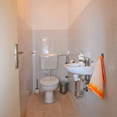 Apt Navy 4+1 Just 400m From Valkane Beach