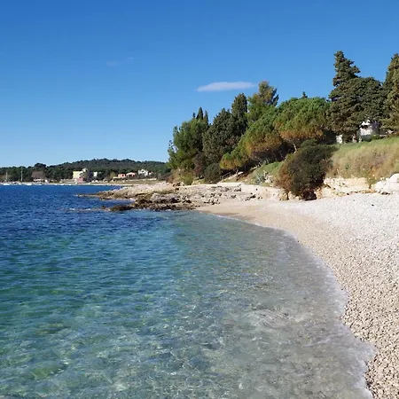 Apartment Apt Navy 4+1 Just 400m From Valkane Beach Pula